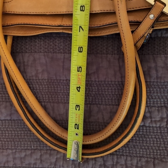 B. Makowsky Purse, Leather - Picture 13 of 13